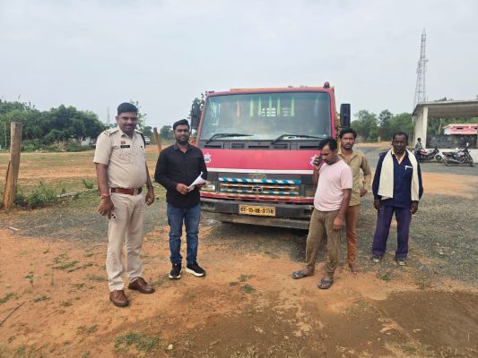 अवैध खनन और रेत परिवहन जारी है कार्रवाई  -01 ट्रिपर वाहन जब्त