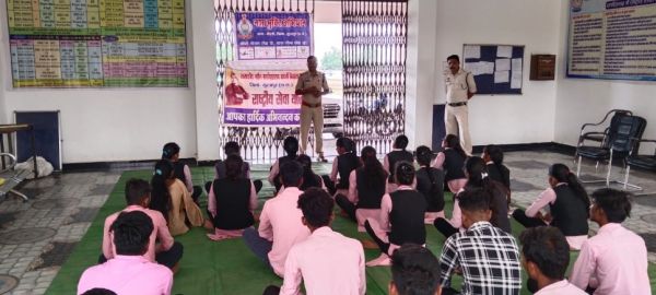 शासकीय नवीन महाविद्यालय में मनाया गया अंतर्राष्ट्रीय योगा दिवस और नशा मुक्ति कार्यक्रम  _________