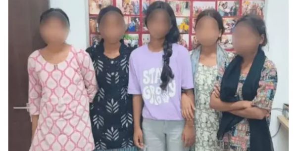 घर से भागी नाबालिग लड़कियां हीरोइन बनने मुंबई जा रही थीं, घर का गैस चूल्हा बेचकर भागे, नागपुर से सुरक्षित बरामद