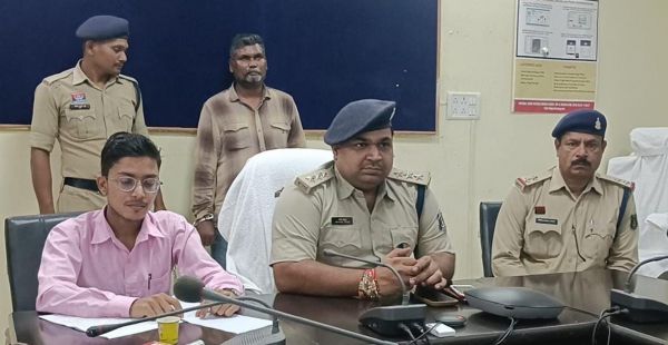 धान खरीदी केन्द्र में गबन का खुलासा &mdash; प्रभारी सरजू बघेल गिरफ्तार, ₹65 लाख से अधिक की अमानत में खयानत