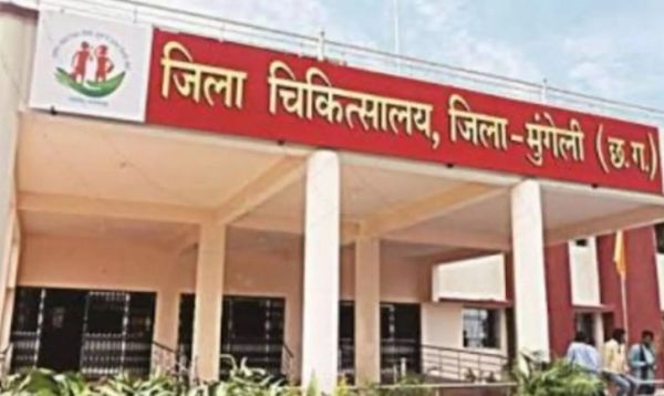 हमर द्वार, हमर आयुष्मान&rsquo; अभियान: घर पहुंचकर बनाए जाएंगे आयुष्मान और वय वंदना कार्ड  कॉल सेंटर के नंबर पर कर सकते हैं सम्पर्क