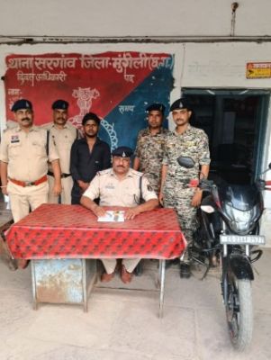 बहन से बातचीत को लेकर युवक पर चाकू से हमला, आरोपी गिरफ्तार  सरगांव पुलिस की त्वरित कार्रवाई, चाकू व मोटरसाइकिल जब्त कर आरोपी को भेजा जेल