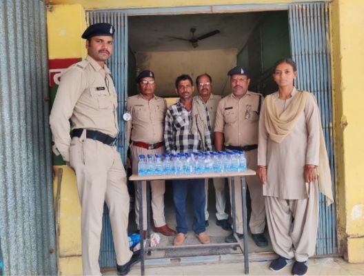 आबकारी विभाग की छापेमार कार्रवाई ग्राम भाठा में 14.58 लीटर देशी मदिरा प्लेन जब्त