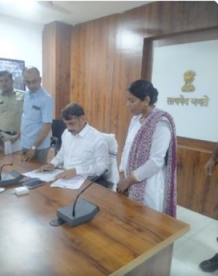 ऑनलाइन फ्रॉड एवं गेमिंग के लिए राष्ट्रपति को सौप पत्र NHRCCB*कि ज़िला अध्यक्ष ने 