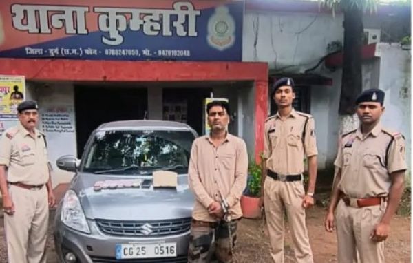 कुम्हारी में नशीली दवाओं की बड़ी खेप पकड़ी: 1000 अल्प्राजोलम टैबलेट के साथ तस्कर गिरफ्तार  ₹1 लाख नकद, स्विफ्ट डिजायर कार और मोबाइल जब्त; कुल ₹8.05 लाख की सामग्री बरामद