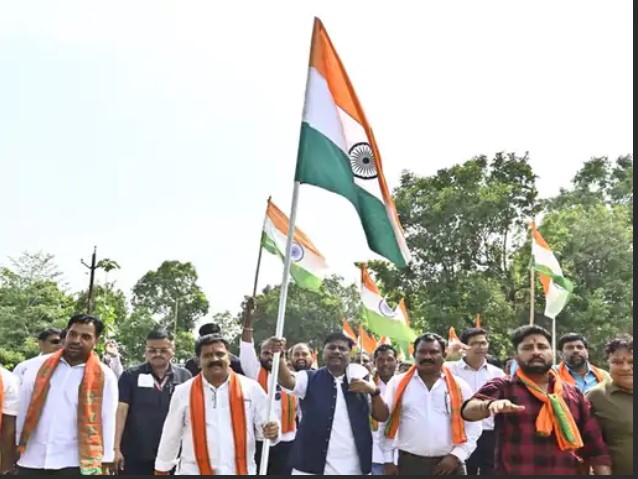 नक्सली संविधान नहीं मानते, कांग्रेस ने कभी अभियान नहीं चलाया: