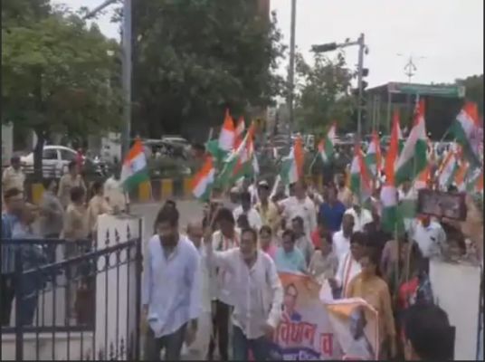 रायपुर में कांग्रेस की 'संविधान बचाओ यात्रा