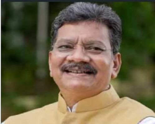 नेता प्रतिपक्ष डॉ. महंत का तीन दिवसीय जिलों का दौरा, विभिन्न श्रद्धांजलि कार्यक्रमों में हुए शामिल