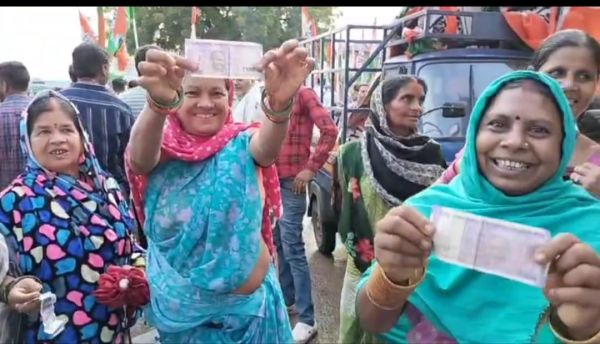 मुंगेली: कांग्रेस का &ldquo;वोट चोर-गद्दी छोड़&rdquo; कार्यक्रम सवालों के घेरे में, भीड़ जुटाने पर मचा बवाल