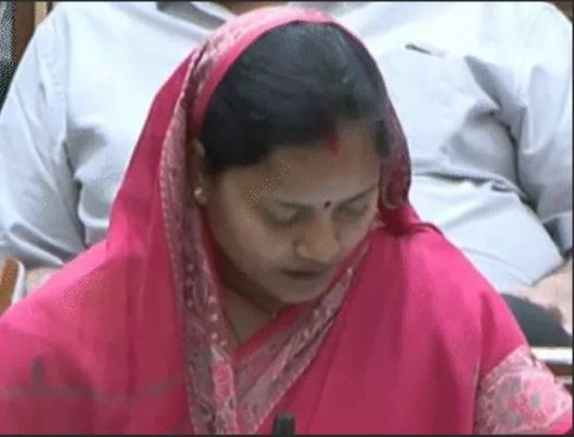 मानसून सत्र, अविश्वास प्रस्ताव पर चर्चा के दौरान हंगामा: