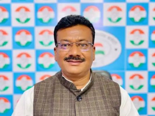 कांग्रेस बोली- महिलाओं के संगठन की जिम्मेदारी पुरुष को क्यों