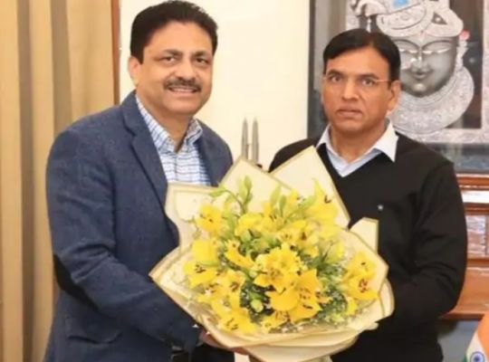 केंद्रीय खेल मंत्री से मिले ओलिंपिक संघ के सचिव सिसोदिया