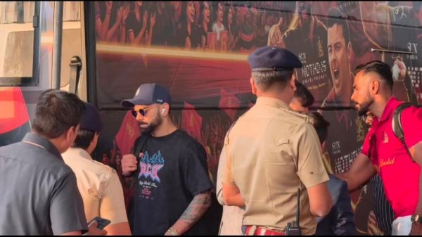 IPL 2026: रायपुर पहुंची RCB की टीम,,,,,,,,