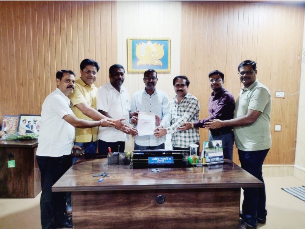 कैट चांपा इकाई ने नगर में खराब हो चुके स्ट्रीट लाइट को शीघ्र बदलने नगरपालिका में दिया ज्ञापन...