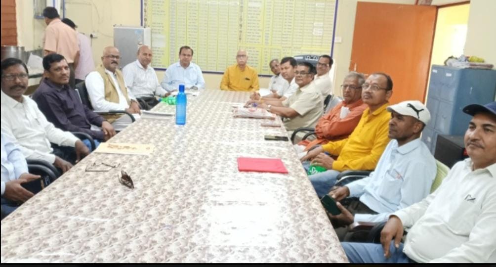 छत्तीसगढ़ शिक्षक संघ बिलासपुर संभागीय कार्यकारिणी का पुनर्गठन सम्पन्न