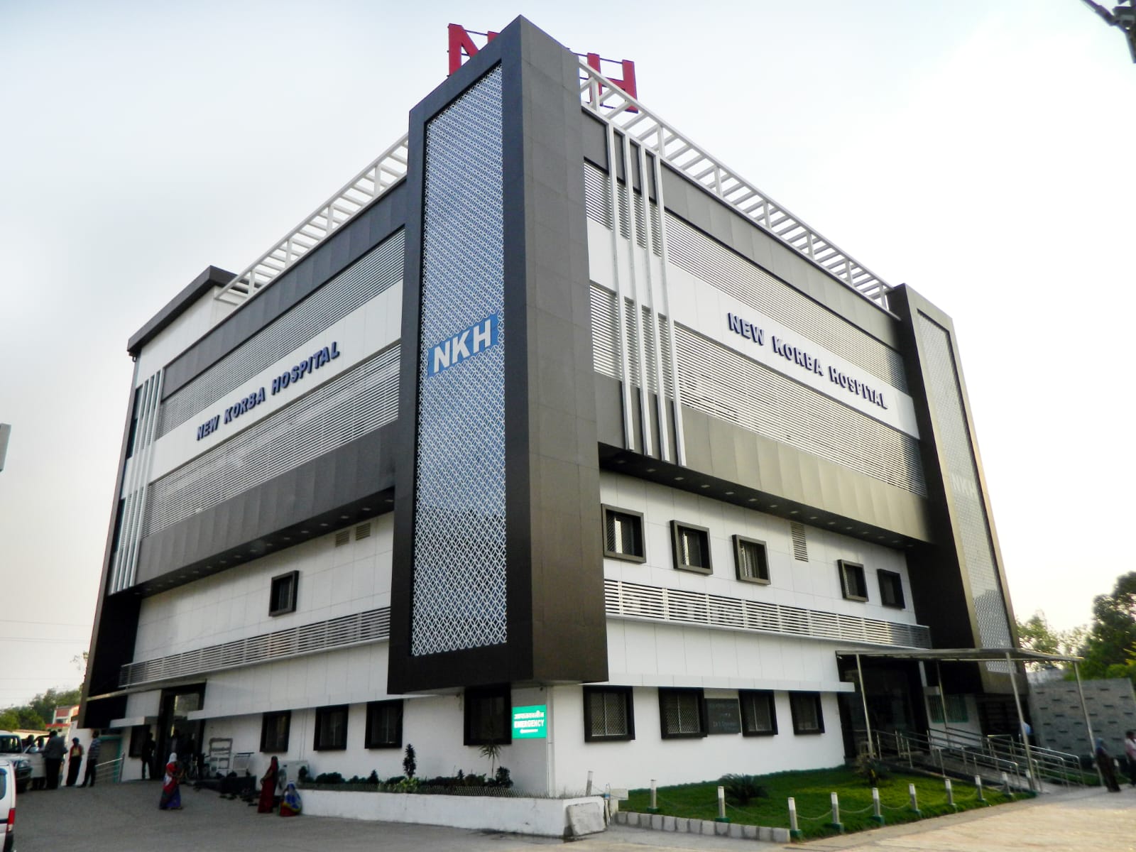 मरीज के लिये वह हर पल कीमती था, डॉक्टरों ने समय से लड़ी जंग- ज़िंदगी को मिला नया सवेरा