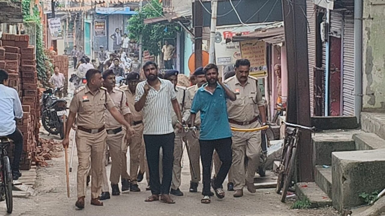 पुलिस अधीक्षक जांजगीर चांपा के निर्देशन में आदतन गुंडा बदमाशों के विरुद्ध सख्त कार्रवाई,