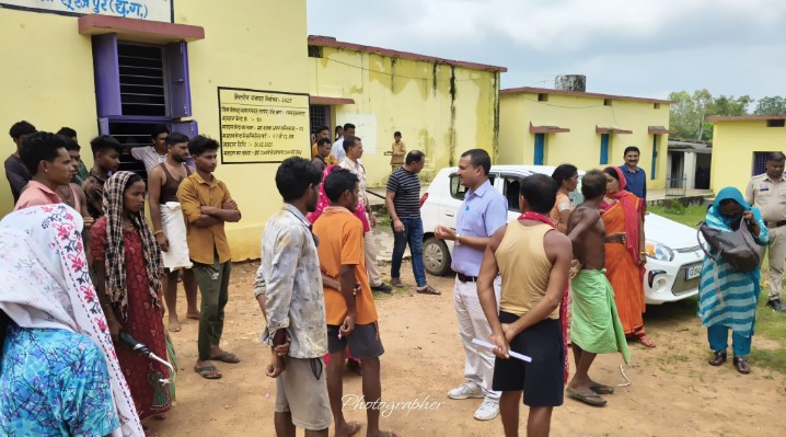 30 बाल श्रमिकों का किया रेस्क्यू- बाल कल्याण समिति में प्रस्तुत  -जिला बाल संरक्षण ईकाई के साथ संयुक्त टीम ने की कार्यवाही _________