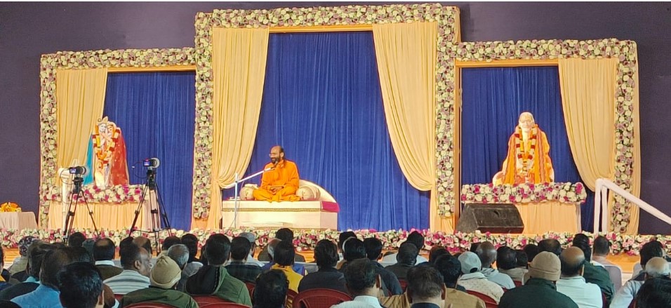  डॉ स्वामी युगल शरण जी के द्वारा विलक्षण दार्शनिक प्रवचन