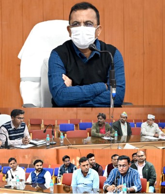 कलेक्टर एवं जिला निर्वाचन अधिकारी की अध्यक्षता में संशोधित पुनरीक्षण 