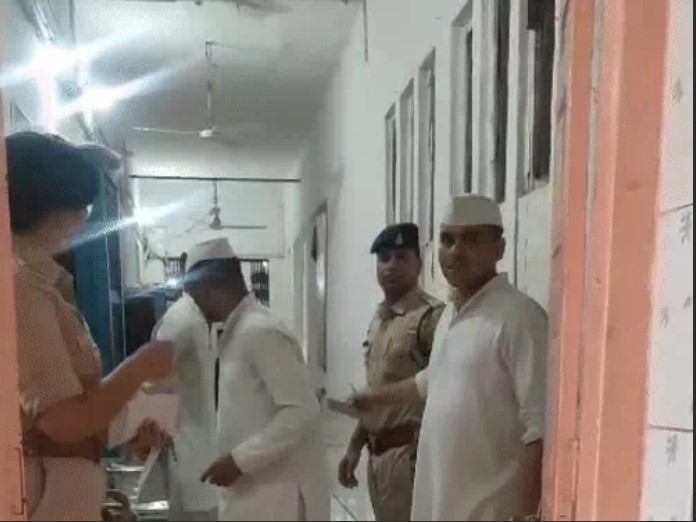 बिलासपुर जेल में सीमेंट स्लैब से कैदी का सिर कुचला