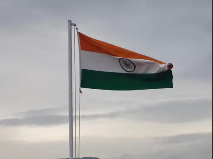 नक्सलियों के 'ब्लैक फॉरेस्ट' कर्रेगुट्टा पर लहराया तिरंगा: