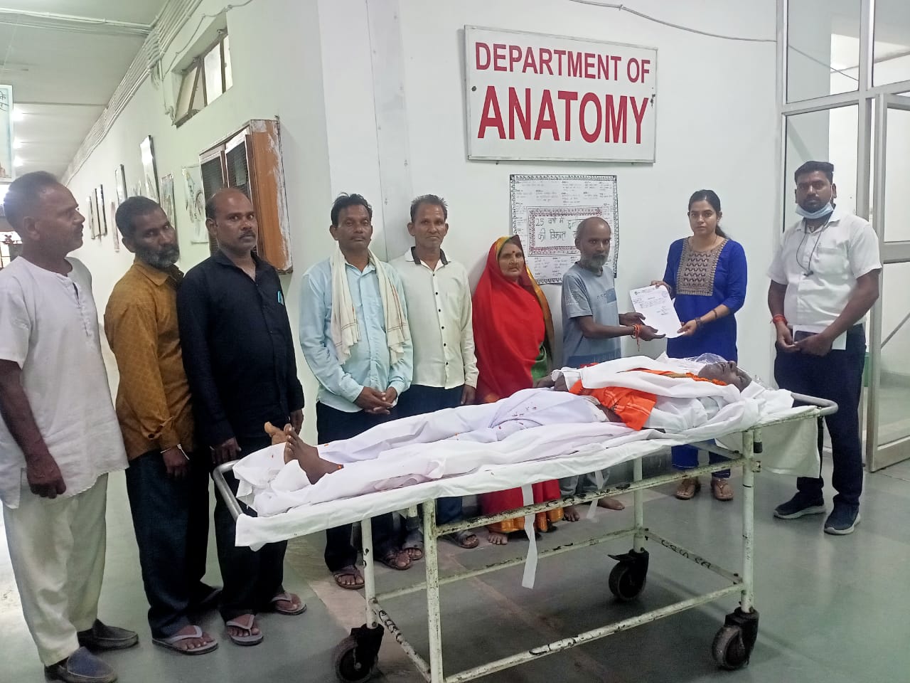 मृत्यु अंत नहीं, सेवा का आरंभ है'&mdash; मोतीलाल डहरिया के देहदान से चिकित्सा शिक्षा को मिला नया बल