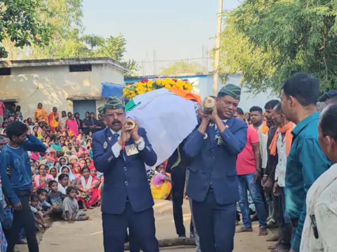 कोंडागांव में सड़क हादसे में जवान सुंदरलाल नेताम का निधन