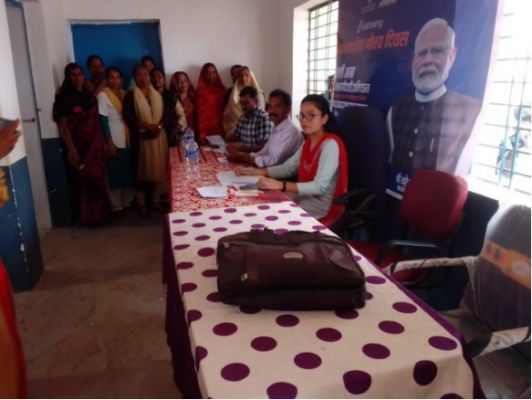 धरती आबा जनजातीय ग्राम उत्कर्ष अभियान के तहत ग्रामीणों को केंद्र व राज्य के योजनाओं से कराया जा रहा है रूबरू   -दो दिवस शिविर के आयोजन से 1392 हितग्राही हुए लाभान्वित