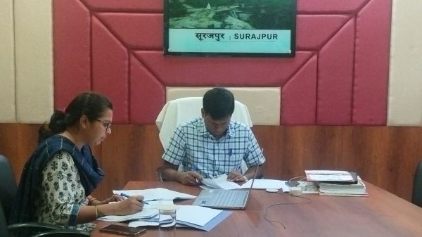 रजत जयंती वर्ष 2025-26 के आयोजन के संबंध में विभागीय तैयारियों हेतु कलेक्टर ने ली बैठक 