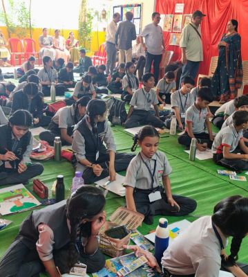  मुंशी प्रेमचंद की जयंती पर बच्चों ने बनाया चित्र