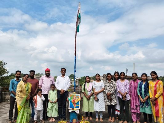 आइसेक्ट कंप्यूटर कॉलेज चांपा में स्वतंत्रता दिवस हर्षोल्लास से मनाया गया....