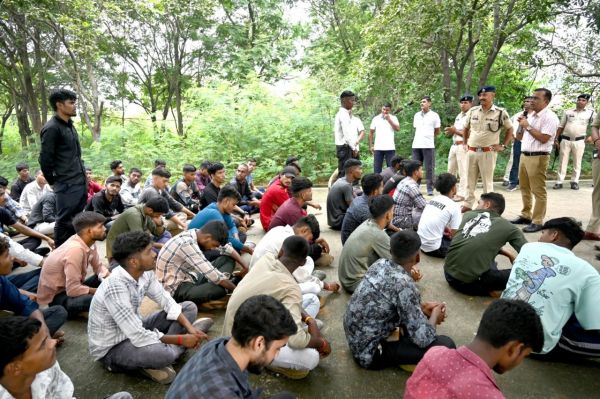 अग्निवीर में लिखित परीक्षा में चयनित युवाओं की शारीरिक दक्षता प्रशिक्षण