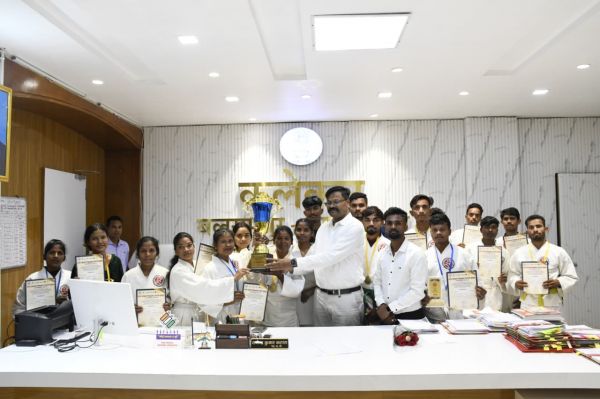 राज्य स्तरीय कूड़ो प्रतियोगिता में जिले के खिलाड़ियों को मिला स्वर्ण पदक  राष्ट्रीय चौंपियनशिप के लिए चयनित हुए खिलाड़ी  कलेक्टर श्री कटारा ने विजेता खिलाड़ियों को दी शुभकामनाएं