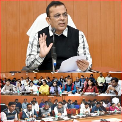 कलेक्टर श्री महोबे ने की साप्ताहिक प्रगति की समीक्षा जिला मुख्यालय के सभी कार्यालय सहित विकासखंड, तहसील, नगर पालिकाओं, जनपदों में लागू होगा बायोमैट्रिक आधार उपस्थिति प्रणाली