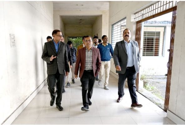 जिला जांजगीर चांपा कलेक्टर द्वारा किया गया हेल्थ विटनेस का निरीक्षण 