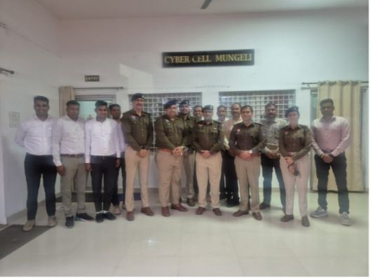 मुंगेली में पुलिस महानिरीक्षक का दौरा  लंबित अपराधों के त्वरित निराकरण के निर्देश, सशक्त एप से वाहन चोरी पर लगाम लगाने पर जोर