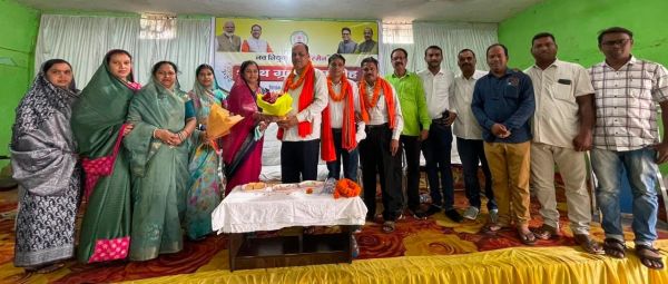 सरिया नगर पंचायत में एल्डरमैनों का शपथ ग्रहण संपन्न, एसडीएम ने दिलाई पद एवं गोपनीयता की शपथ..